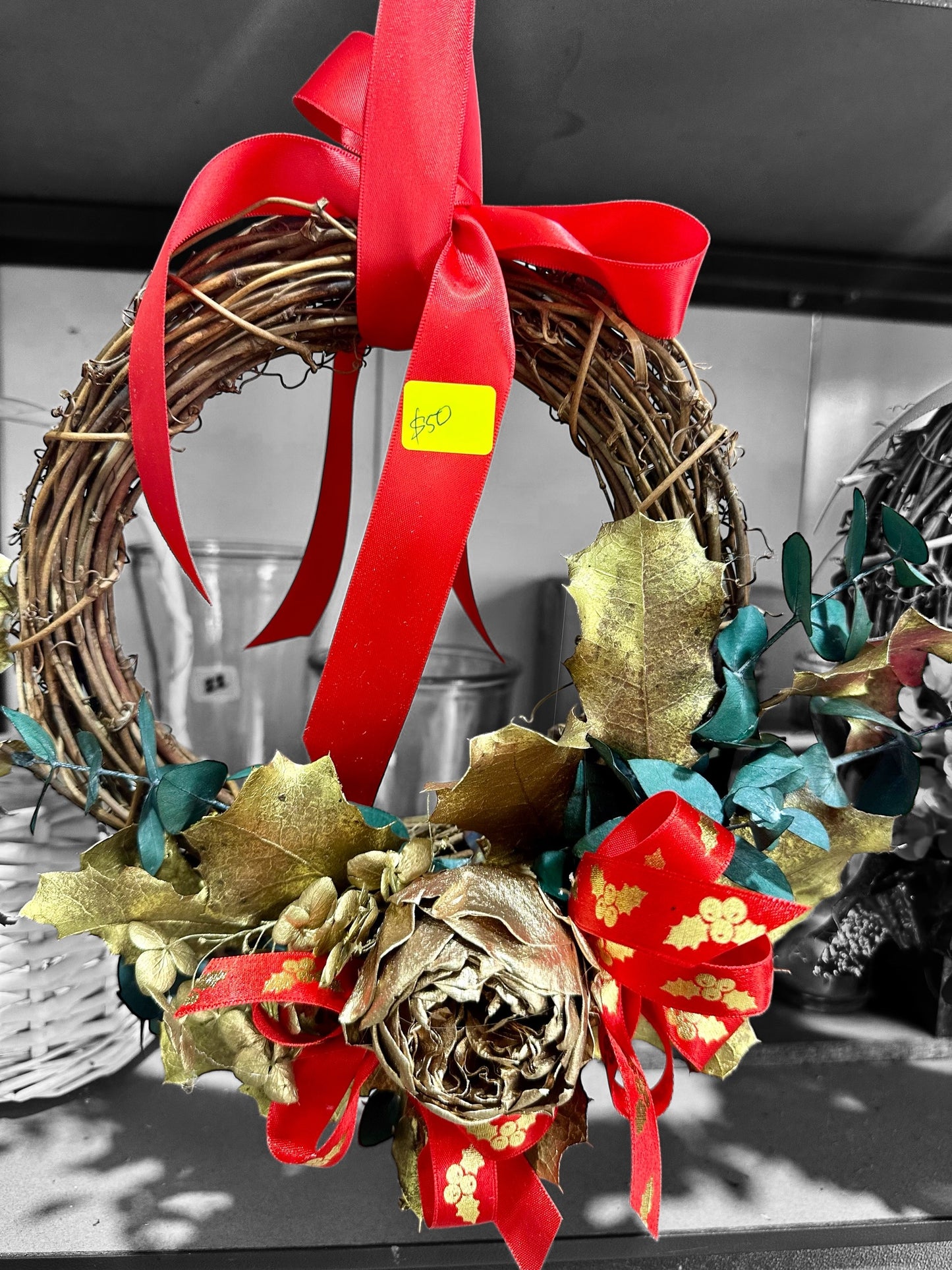 Small Christmas Everlasting Wreath 4