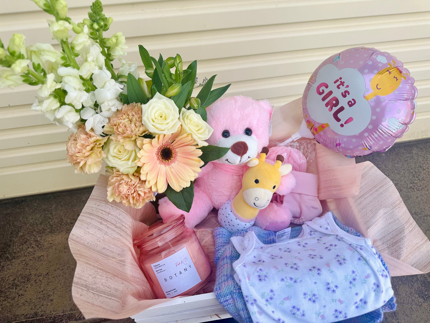 XL Baby Girl Hamper