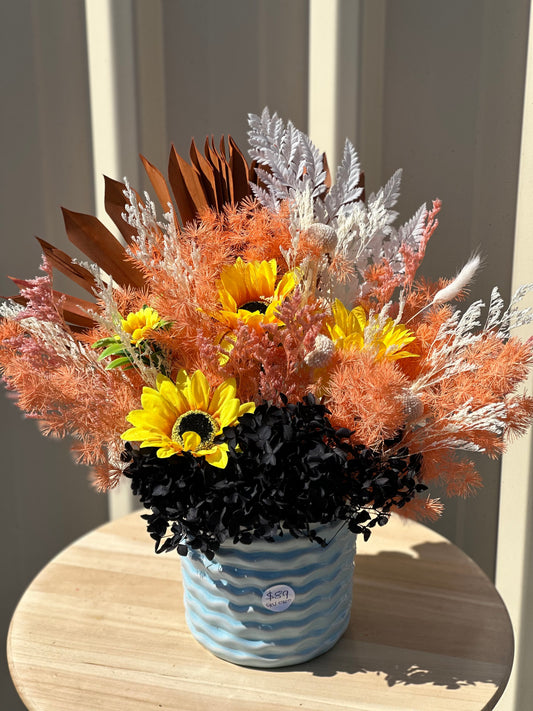 Sunflower Everlasting vase