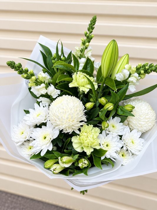 White Beauty Bouquet